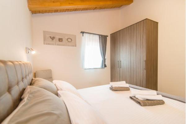 Villa Silver Novigrad With Private Pool Exterior photo